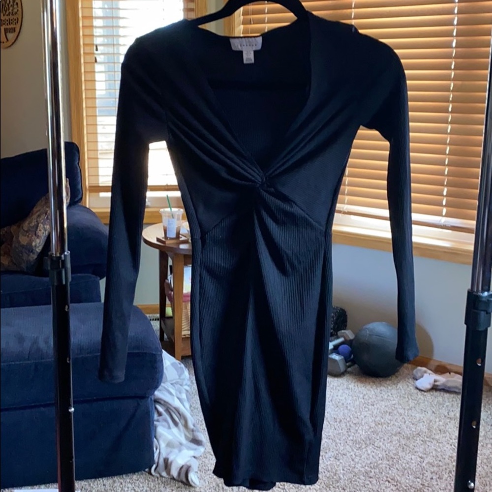 TOPSHOP BLACK MINI DRESS - Picture 2 of 5